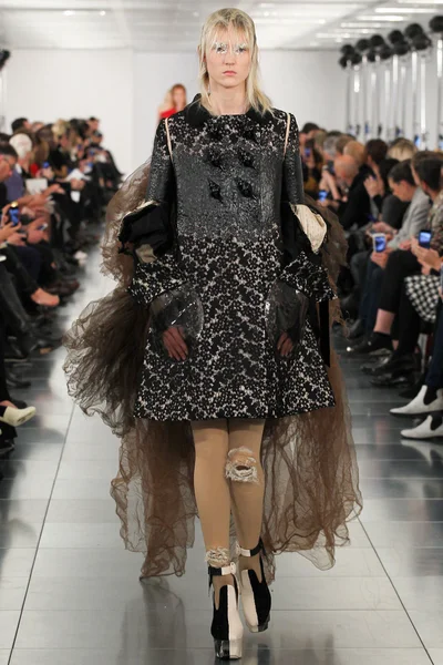 Look 4